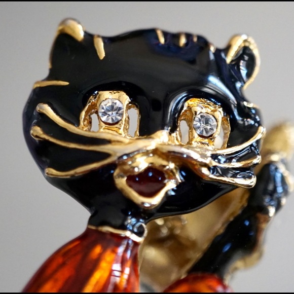 Vintage Black & Orange Enameled Kitty Cat Pin - Picture 2 of 6